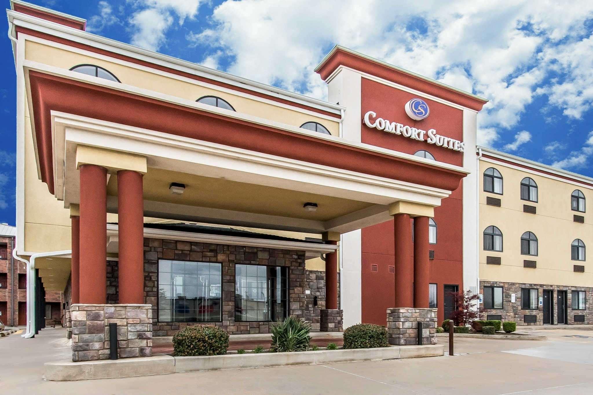 Comfort Suites Fairgrounds West Oklahoma Stadt Exterior foto