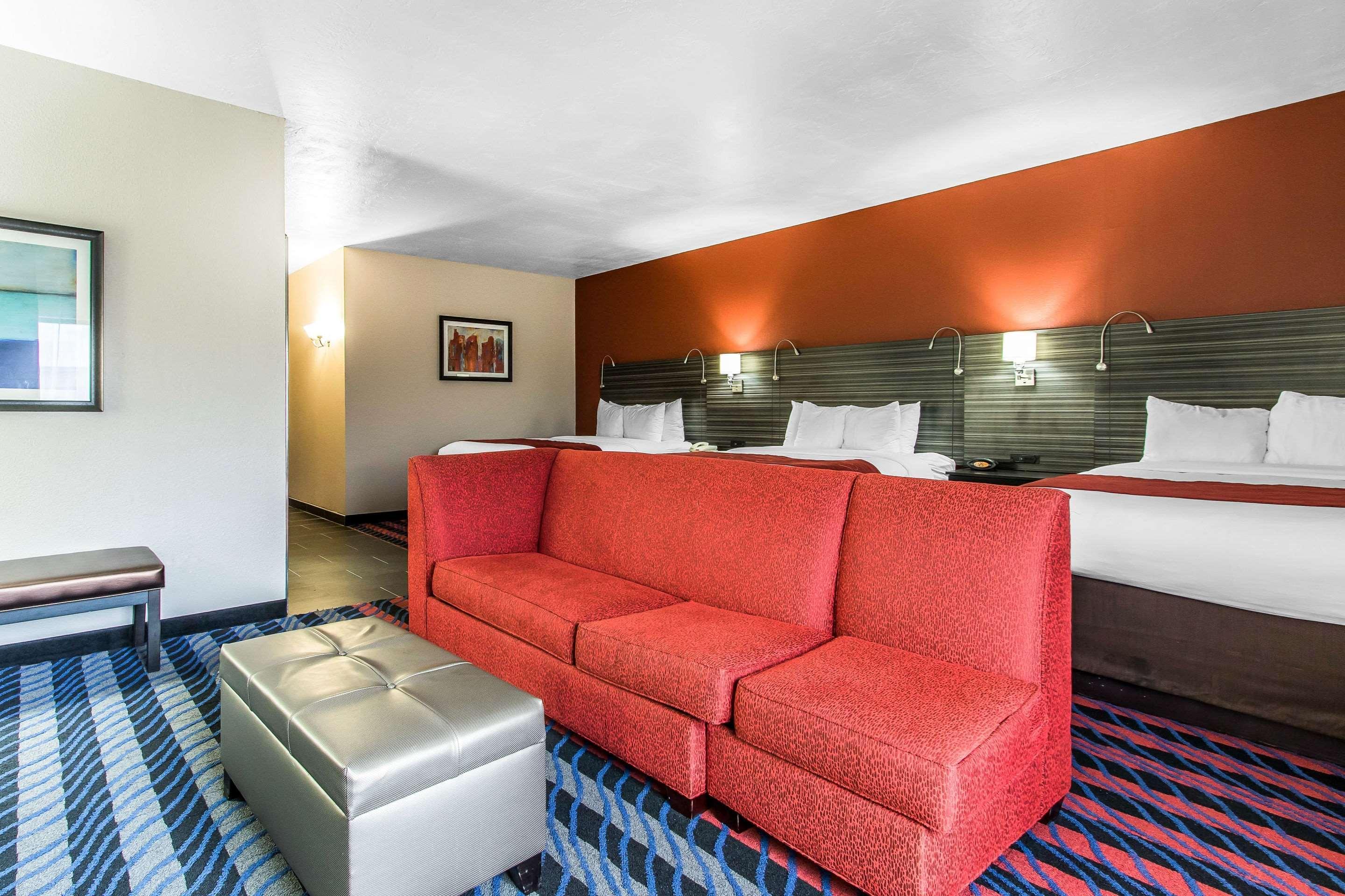 Comfort Suites Fairgrounds West Oklahoma Stadt Exterior foto