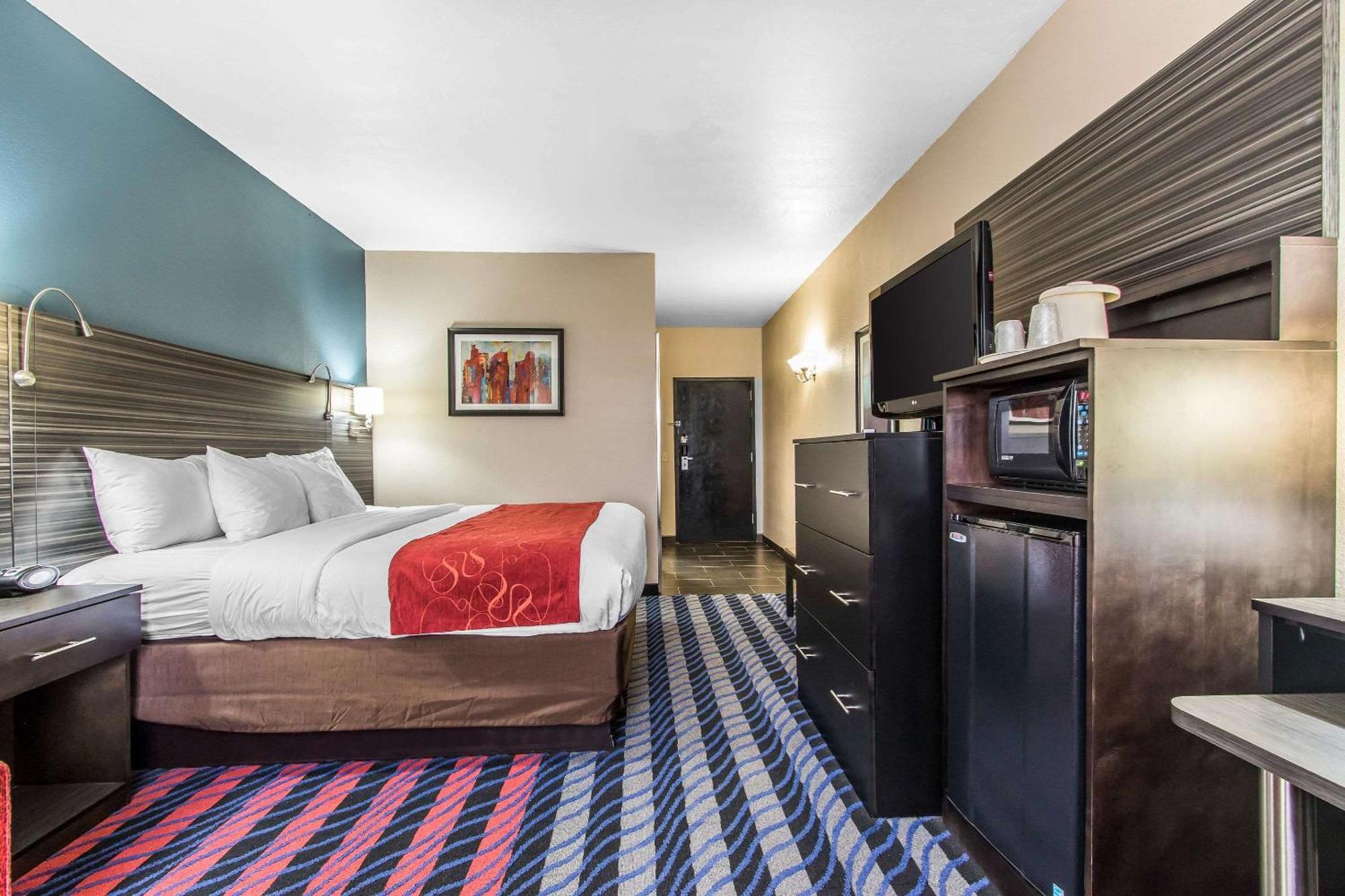 Comfort Suites Fairgrounds West Oklahoma Stadt Exterior foto